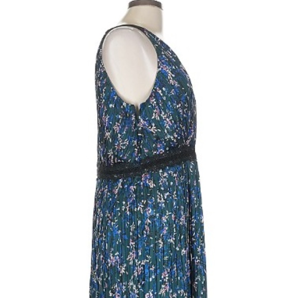 Banana Republic Pleated Tiered Surpliced Midi Dress, Multi Color - Picture 6 of 8